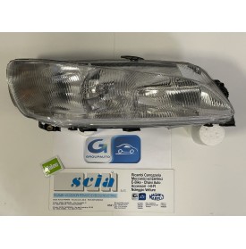 PROIETTORE ANTERIORE DESTRO...